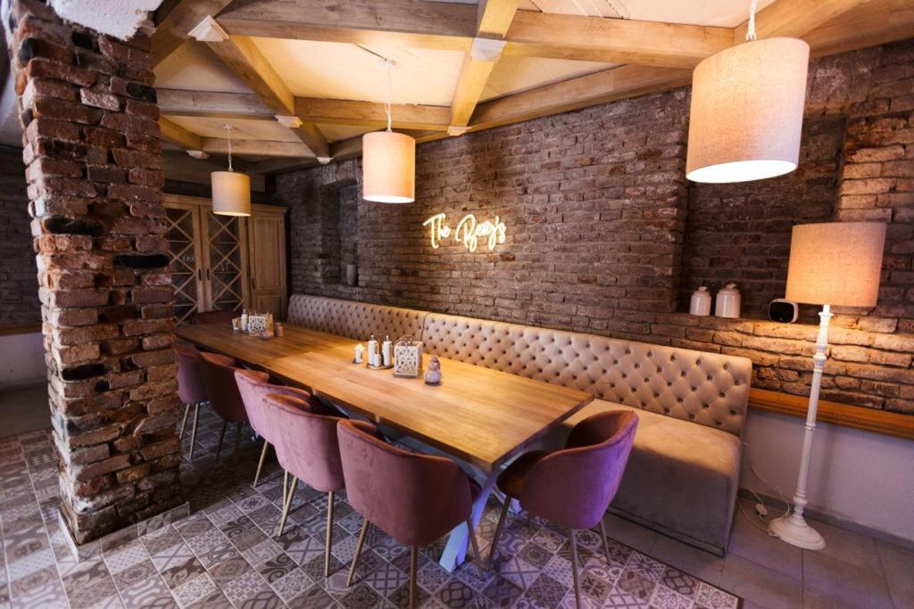 The Berg'S 10 Hotell Ocna Mures Eksteriør bilde